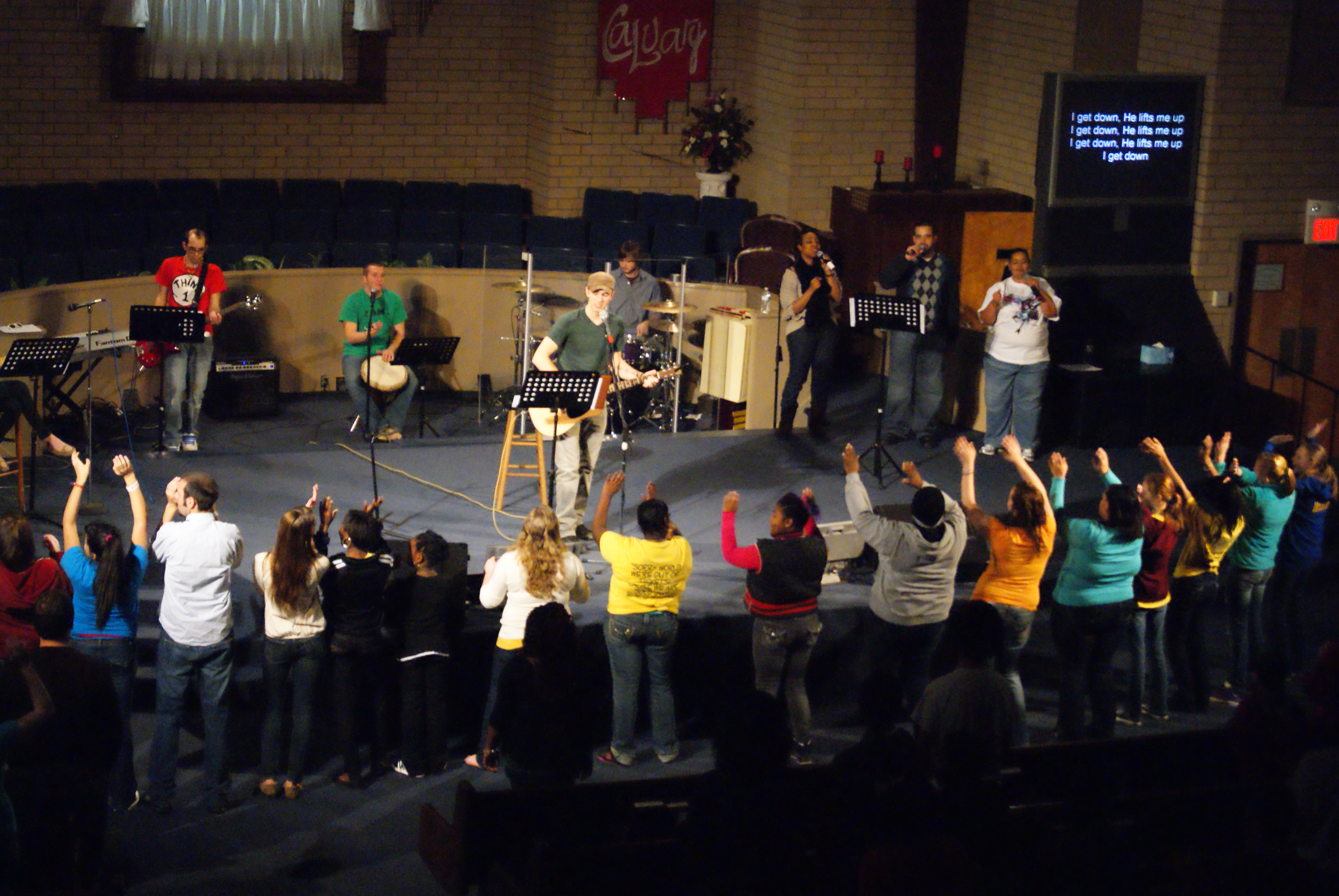 tbc_YouthJam2011_Praise1.JPG